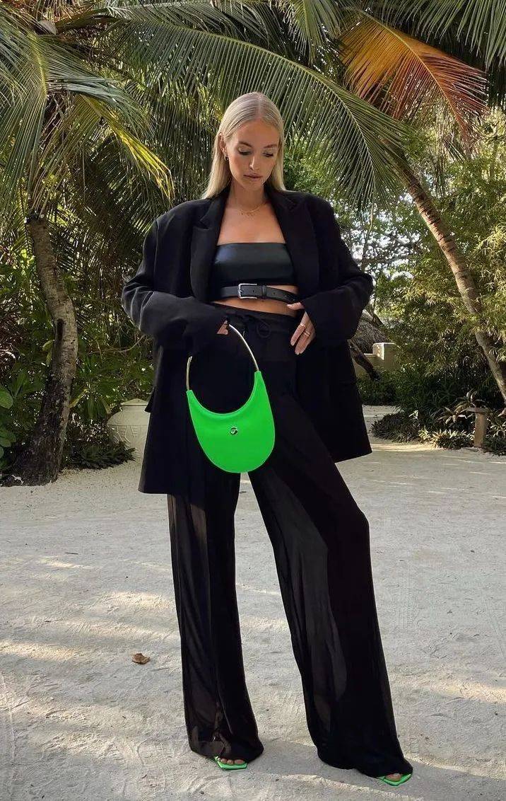 黑色 2022春夏流行色趋势:香菜色!