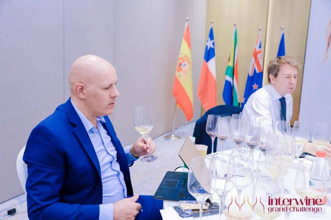 国际|全球首创:“第25届IGC国际葡萄酒烈酒大赛”世界MW领衔欧洲和亚洲两大赛场