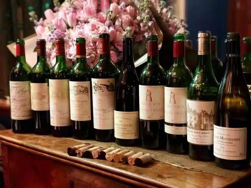 副业|他把葡萄酒当副业年入50-60万:20年行业老兵劝年轻销售太别在意底薪!