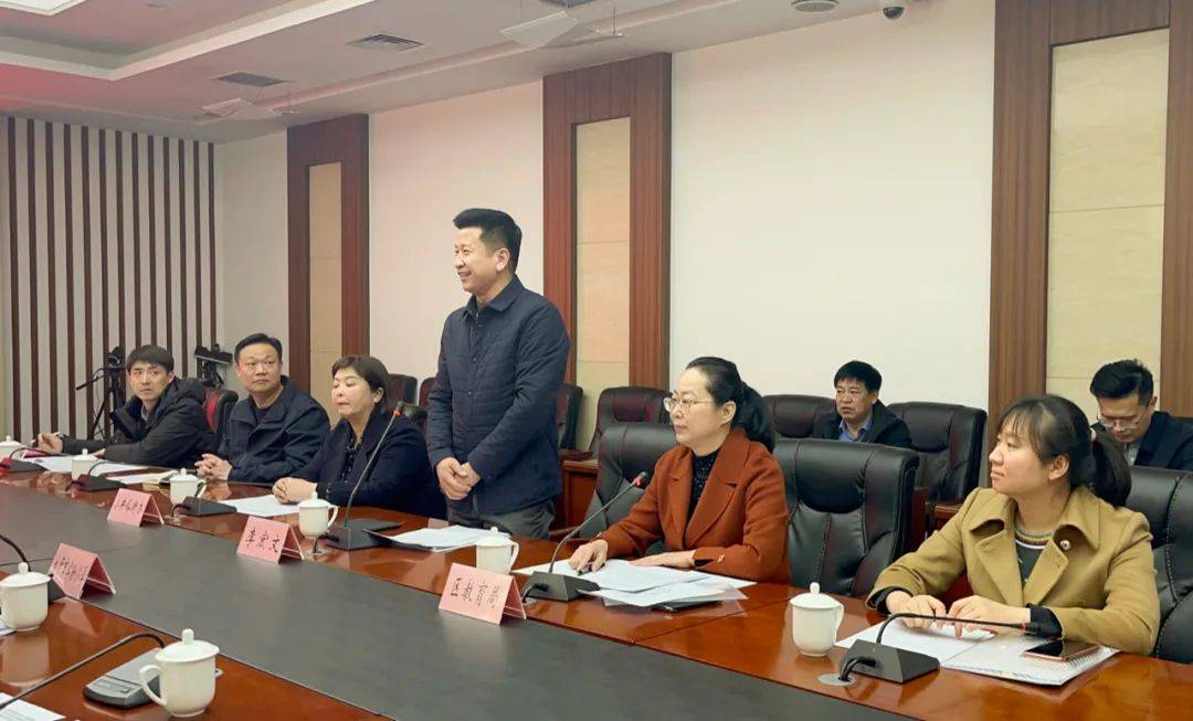 新城控股太原公司举办万柏林区长风西街小学合作办学签约仪式