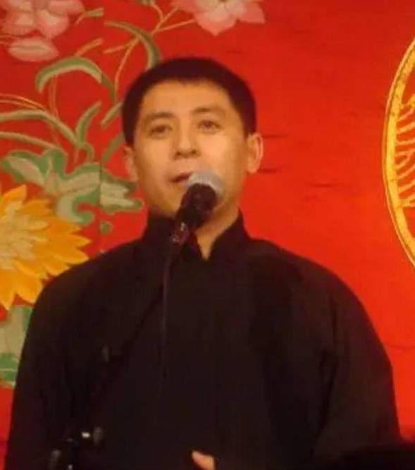 何云伟|三进三出德云社，栽赃搭档是内奸，赵云侠为何还能被郭德纲接纳？？