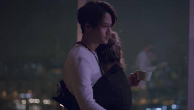 原生家庭|《港爱》陈子欣&amp;纪家希：她和他是同类，终生的敌人只有自己