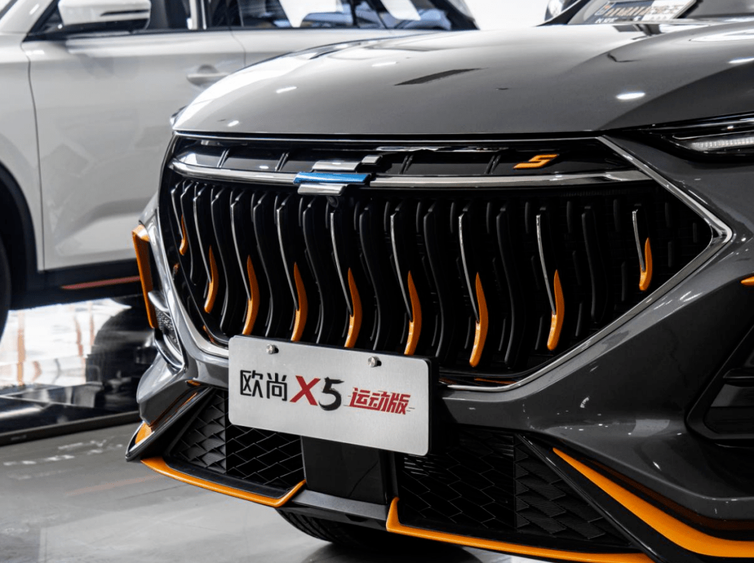 年轻人|为何欧尚X5运动版深受年轻人喜爱？除了硬实力，还有情怀？