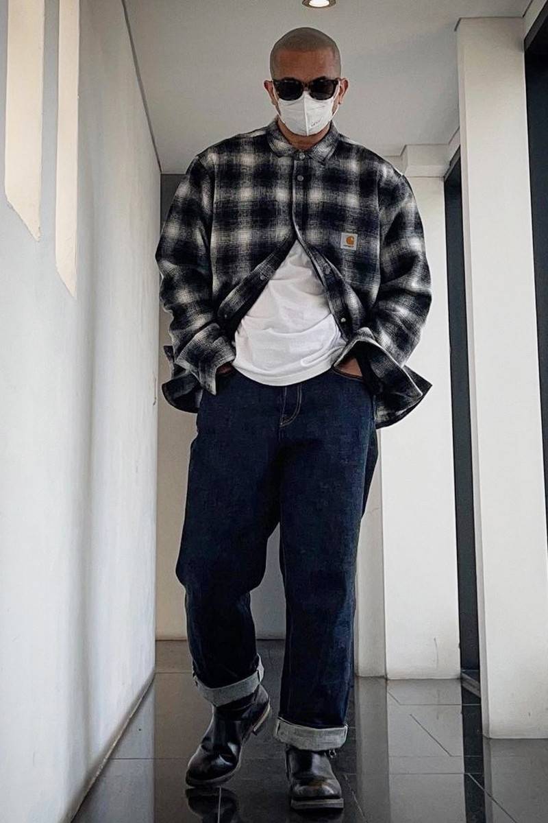 整体 没想到大S老公这么会穿，52岁穿出了25岁的状态，造型时髦感十足