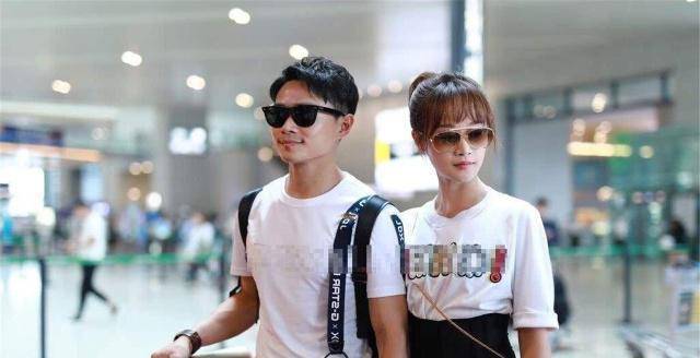 在高中时期红极一时,如今女朋友的名气比他大得多_时两_曹骏_实力