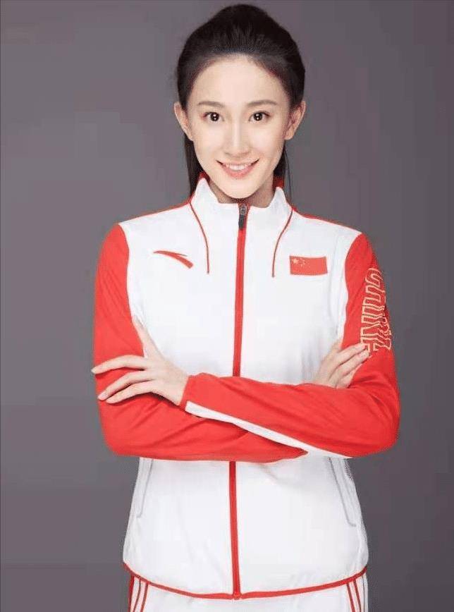 原创体操女神张豆豆因挺胸照意外走红21岁退役后拒进娱乐圈