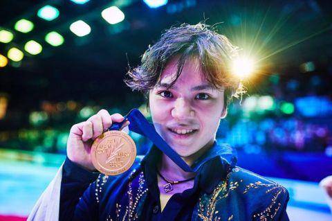 花滑世界锦标赛-宇野昌磨加冕女单亚军阿曼选手包办金银箔