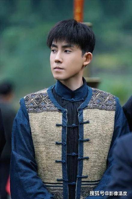 洪商|央视今晚强势首播：年代大剧《一代洪商》来了，张丰毅李立群5大戏骨联手