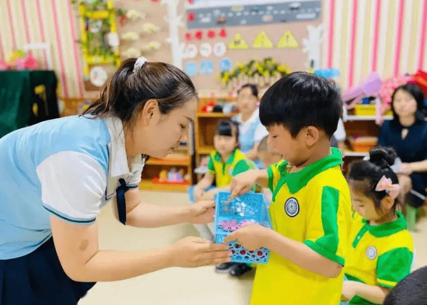 家长|“停办私立幼儿园”呼声高涨，相关部门给出回应，家长松了一口气