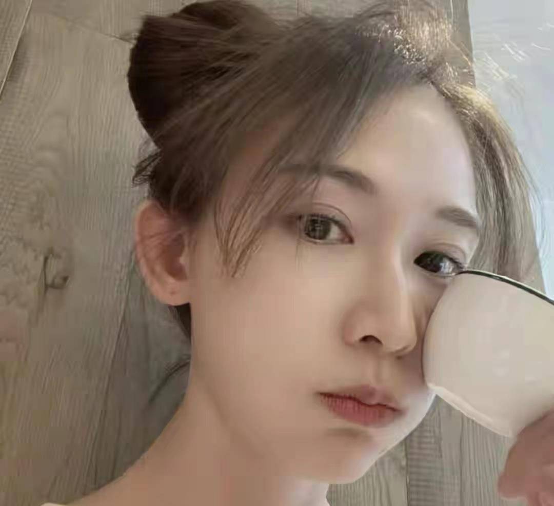 女神林志玲生子后首晒照！47岁皮肤细腻如少女，模样大变头发却好凌乱