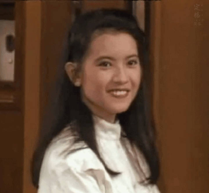 缺陷方脸、皮肤黑、有兔牙…缺陷多又如何?TVB女星一笑遮百丑!