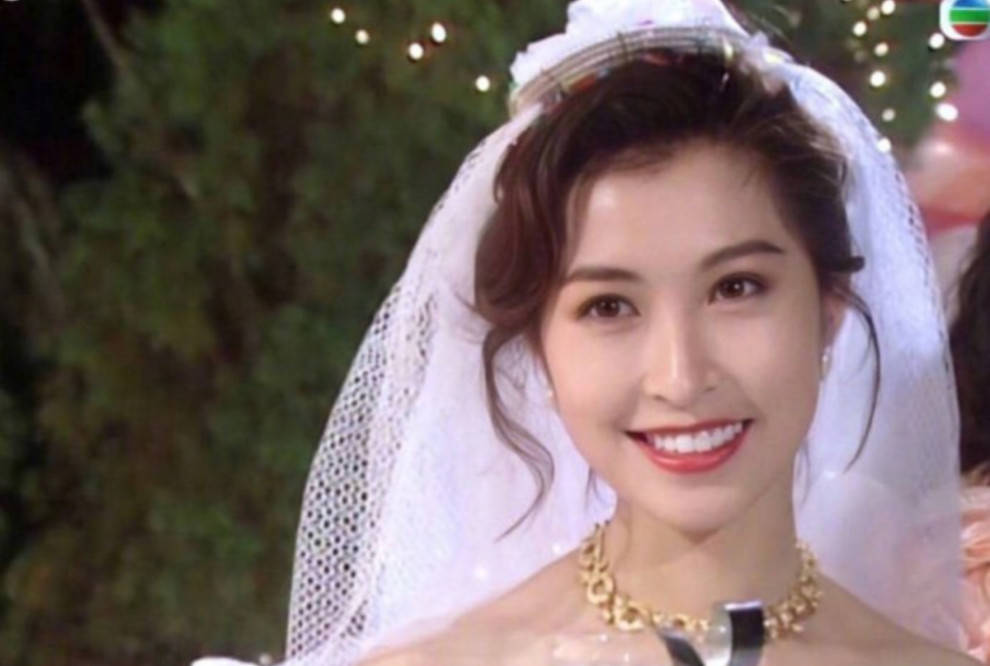 缺陷方脸、皮肤黑、有兔牙…缺陷多又如何？TVB女星一笑遮百丑！