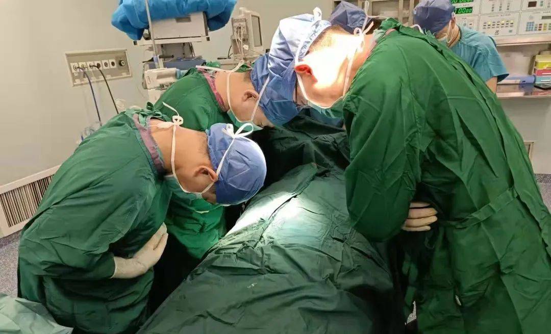 西安大兴医院完成首例本院获取人体器官捐献致敬生命