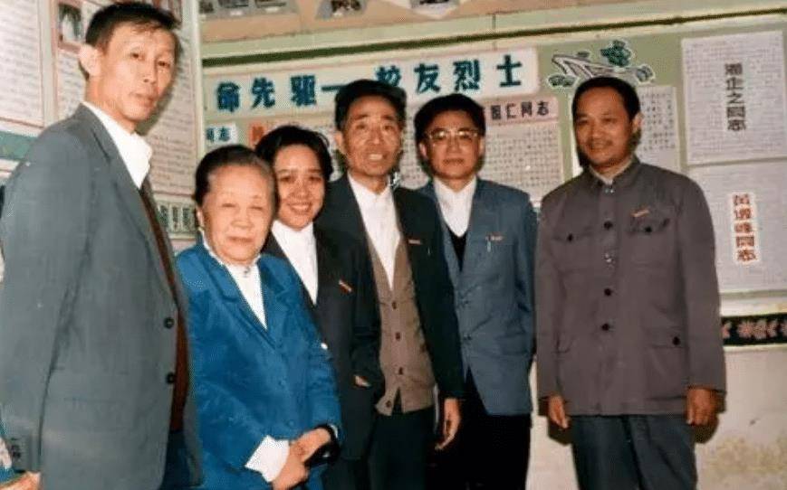 吴健雄:曾为美国造原子弹,逝世后墓碑上写着:一个永远的中国人_物理_