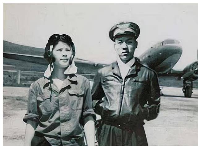 越军总政治部仅有的一架美制uh-1h直升机要去中越边境视察防务,乔清陆