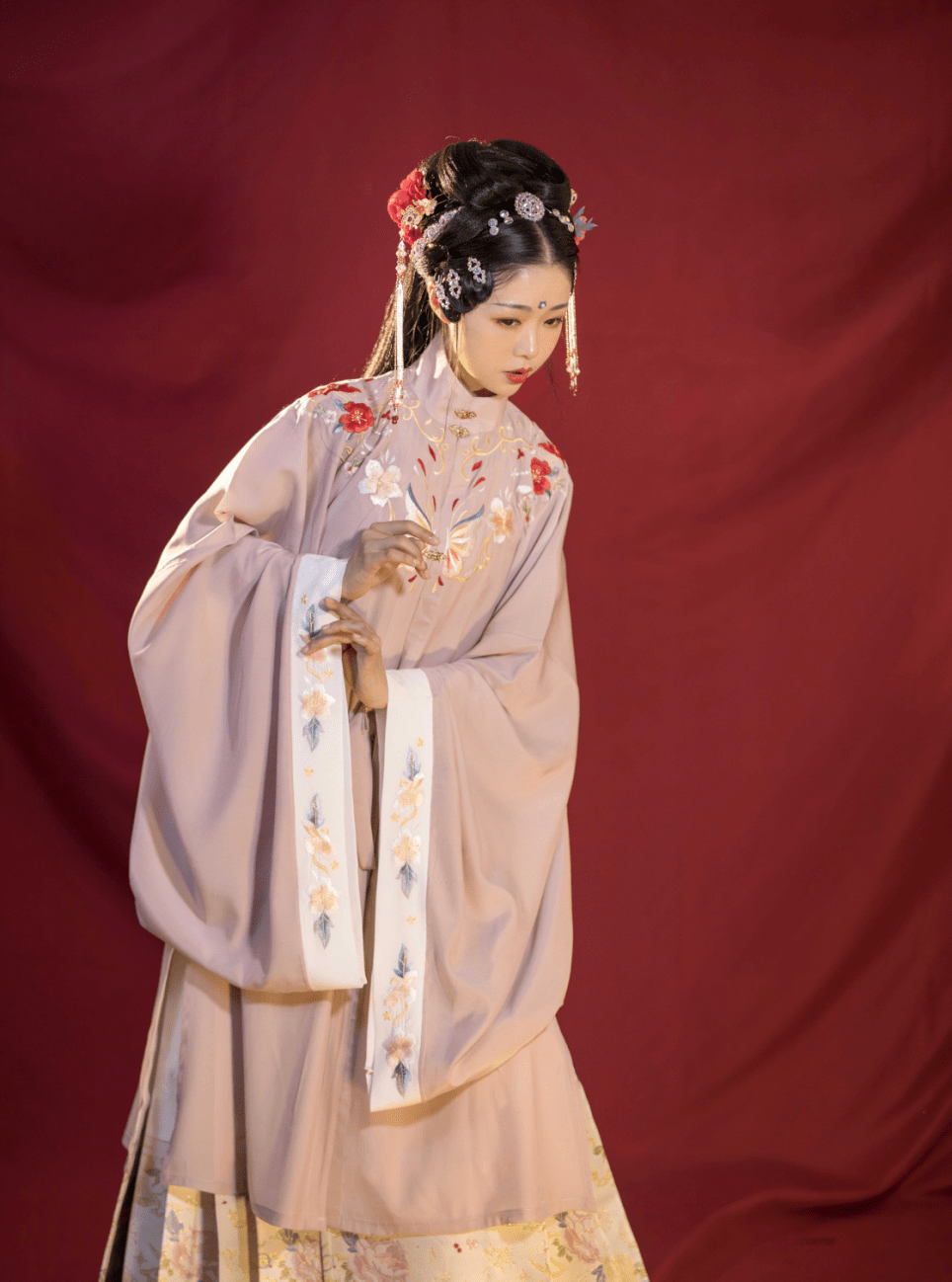 踏青汉服之山海记汉服大盘点怎么办每一件我都好想要tt