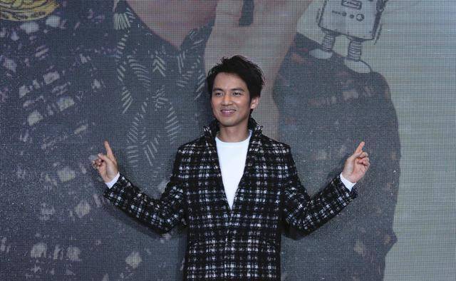 大火,比杨幂大12岁,如今两人同台像同龄人_钟汉良_保养_郭德纲