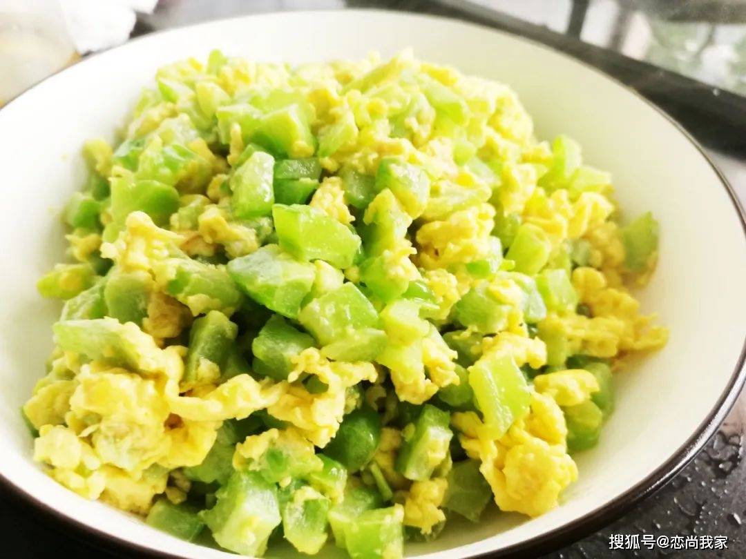 原创清明时节防过敏宜吃鸡蛋这10个鸡蛋小炒菜春天家里可以多吃