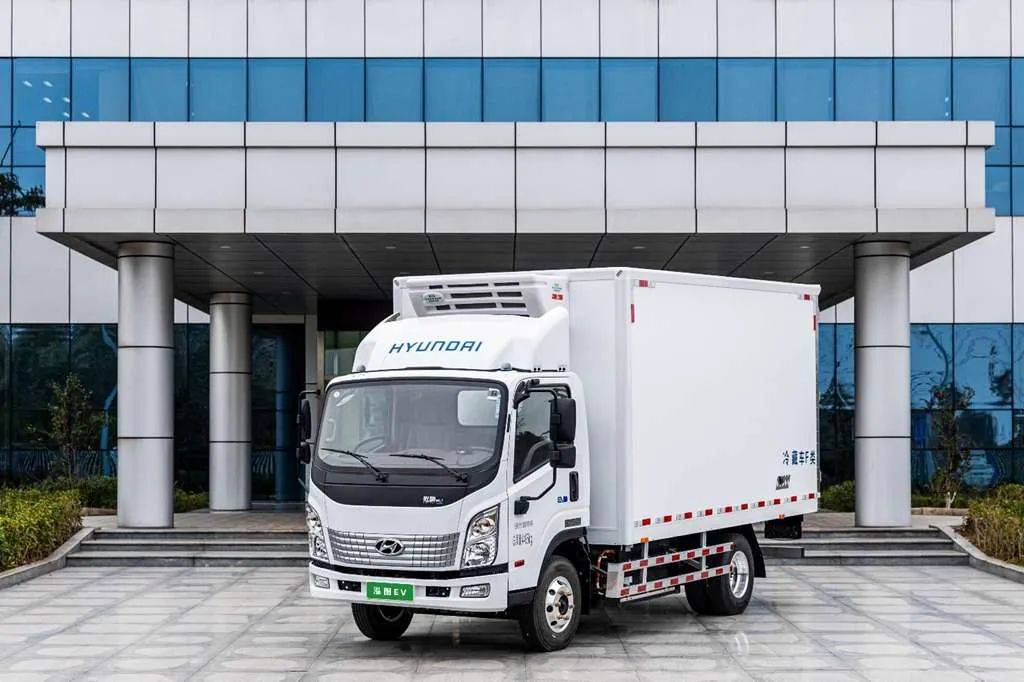 为提升续航,泓图ev采用空车/载重情况下不同的动力