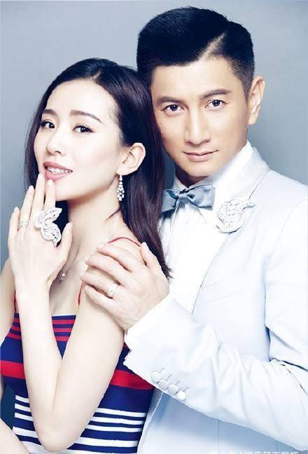 原创吴奇隆大两岁丈母娘近照女儿完全遗传妈妈基因难怪会娶刘诗诗