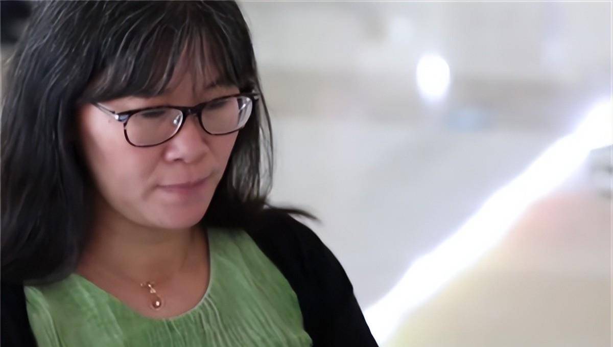 2012年北京女博士35岁想要孩子努力7年42岁终于怀上了3胞胎