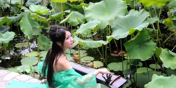 原创诸葛亮收妖灭魔恋人万里神剑美女刀莲花仙子除鬼魂下地狱