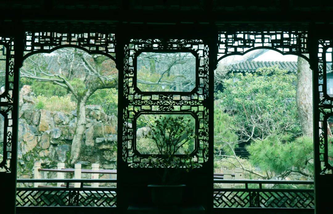 小院闲窗春已深,盘点苏州园林里那些花窗_耦园_留园_手法