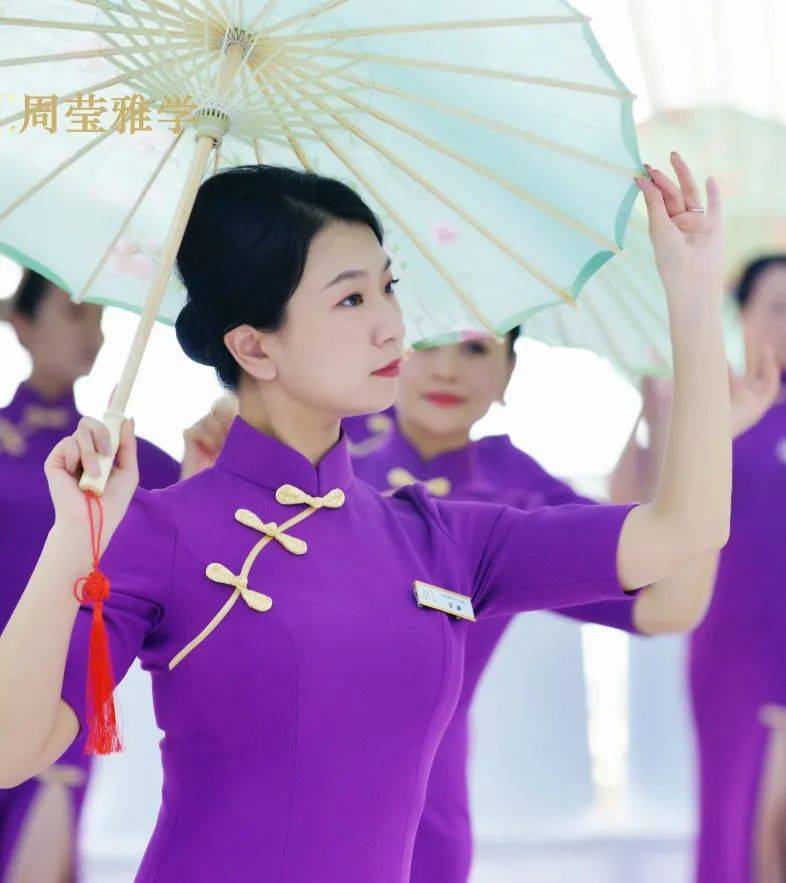 优雅逆袭魅力绽放丨周莹雅学优秀导师们蜕变成蝶勇敢追梦