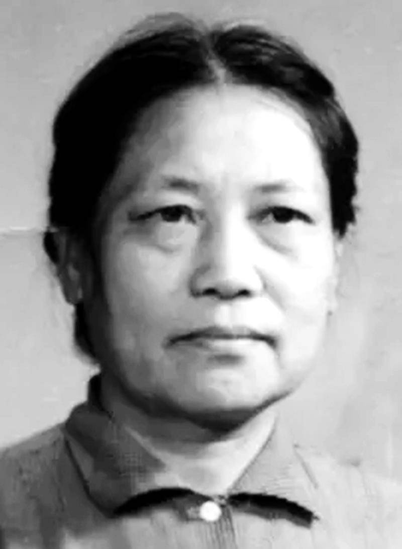 原创周里京是她学生丈夫陈荒煤姐姐张瑞芳百岁老艺术家近照曝光