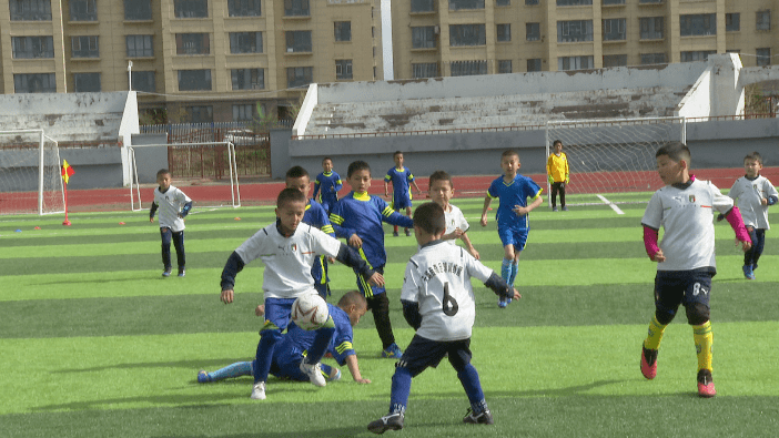 伊宁县开展体育专项训练促进青少年体质健康发展