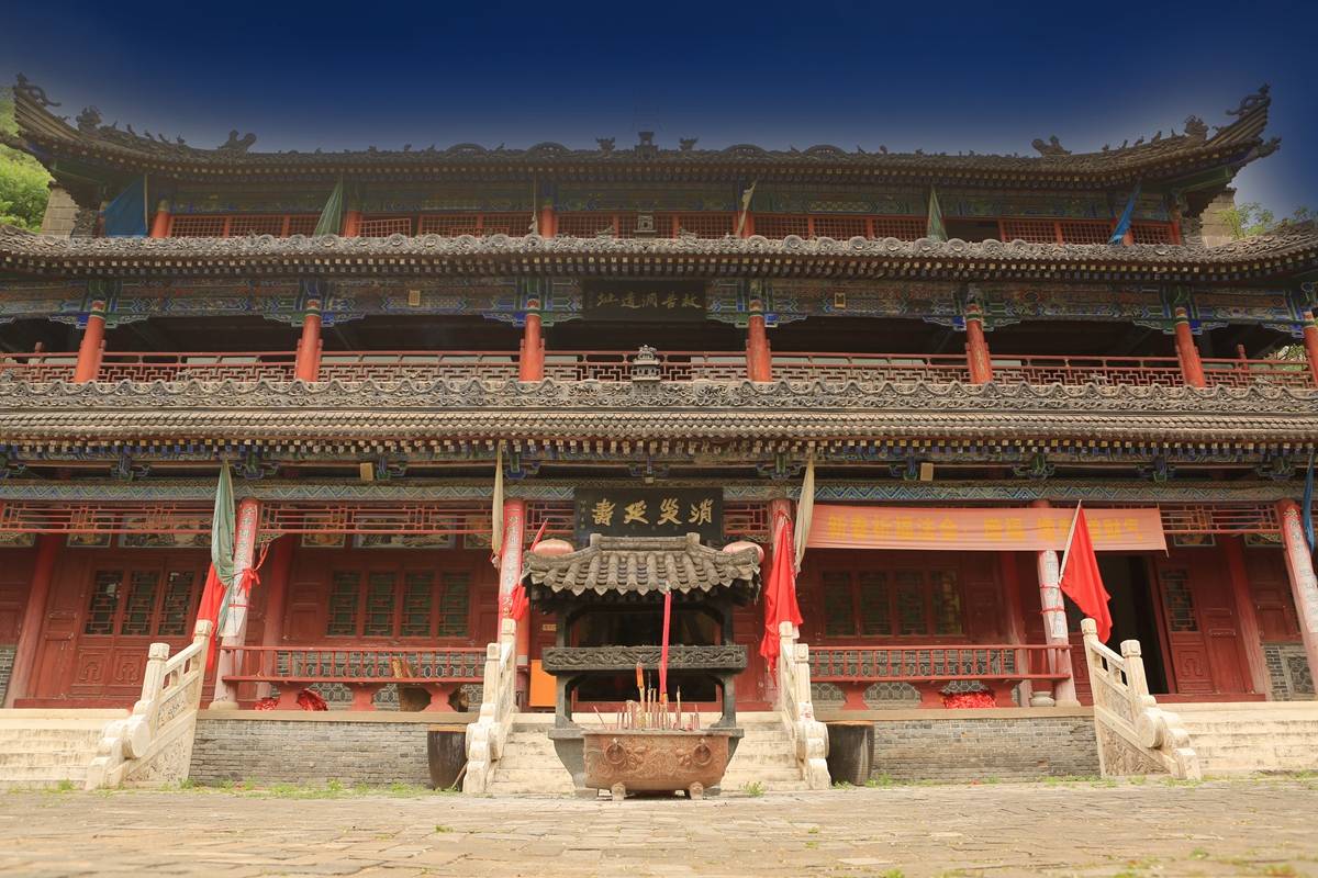 天下垂钓第一人,游客竞相参观他放渔竿的石头_钓鱼台_姜子牙_姜太公