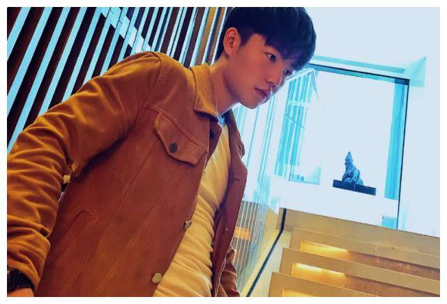 夏志远成大ip剧集收割者,搭档吴磊穿越火线,华佗上演最强辅助_组合