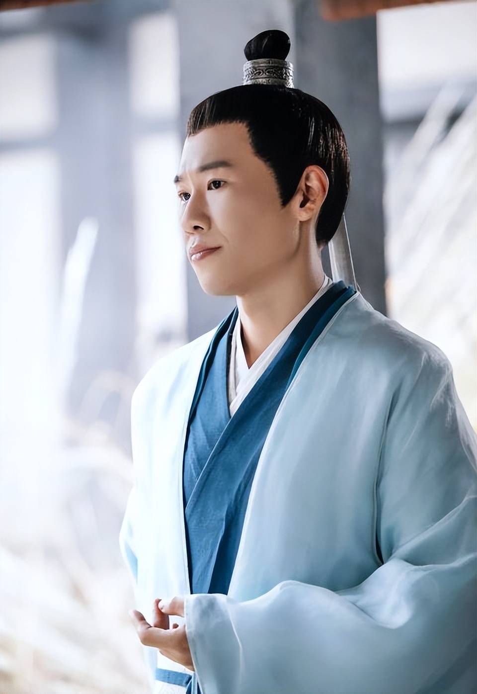 王骁出演《县委大院》,神仙演技令人夸赞,网友:剧抛脸,很耐看_胡歌_剧中_角色