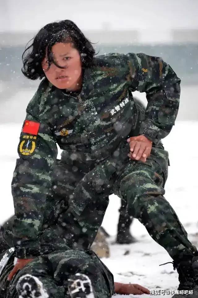 原創武警戰士達娃卓嘎近況藏族特戰女狙擊手立一等功保送警官學院