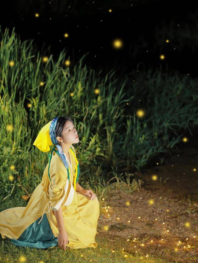 美成油画是什么样子她穿汉服与萤火虫合影撞脸世界名画