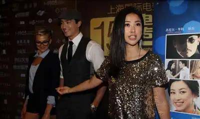 "世界百美"朱珠情断李泉,俘获尤文图斯老板,回国后嫁给普通人_因为