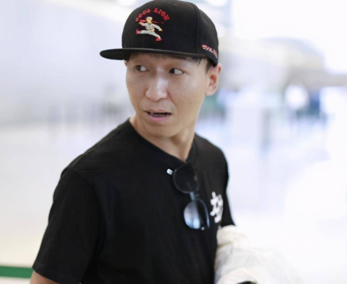 原创沾染毒品就再难翻身45岁陈羽凡近照曝光网友直呼丑陋