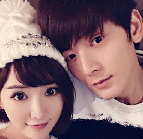 原创毛晓彤有个渣爹还不算前任还是劈腿男她的人生太凄惨