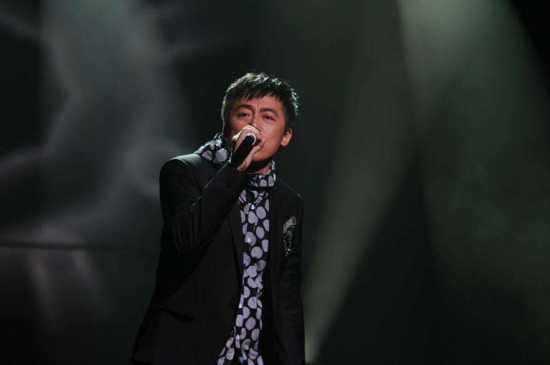 过气歌手现状:有人吃老本,有人小县城卖唱,一地的尴尬和心酸