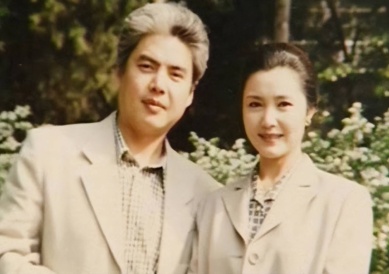 演员姜黎黎丈夫是汪宝生婚姻生活有甜也有苦女儿成一家骄傲