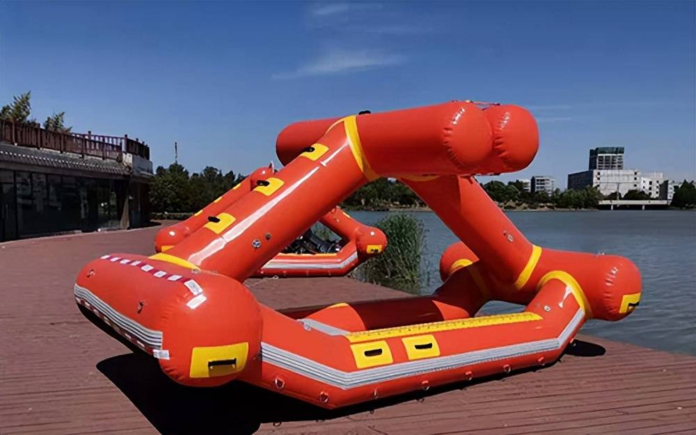 自扶正激流救生艇取得国家知识产权局专利