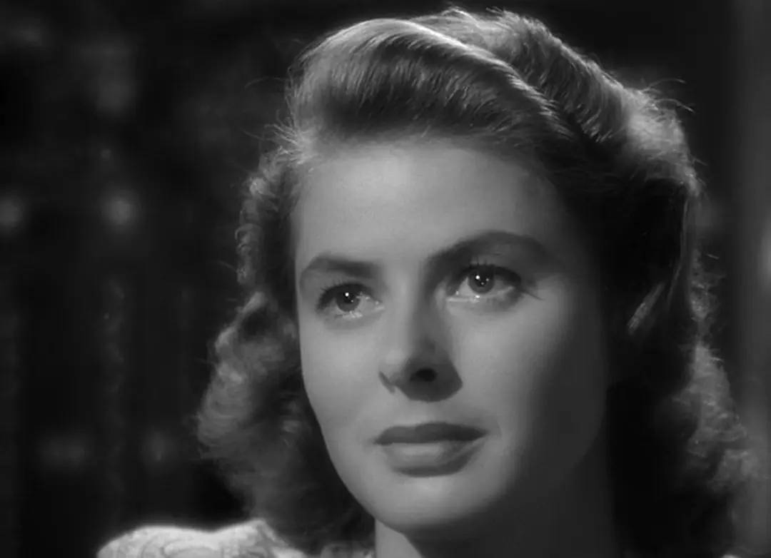 拉斯路仰拍近景憔悴的伊尔莎(英格丽61褒曼 ingrid bergman )玛德琳