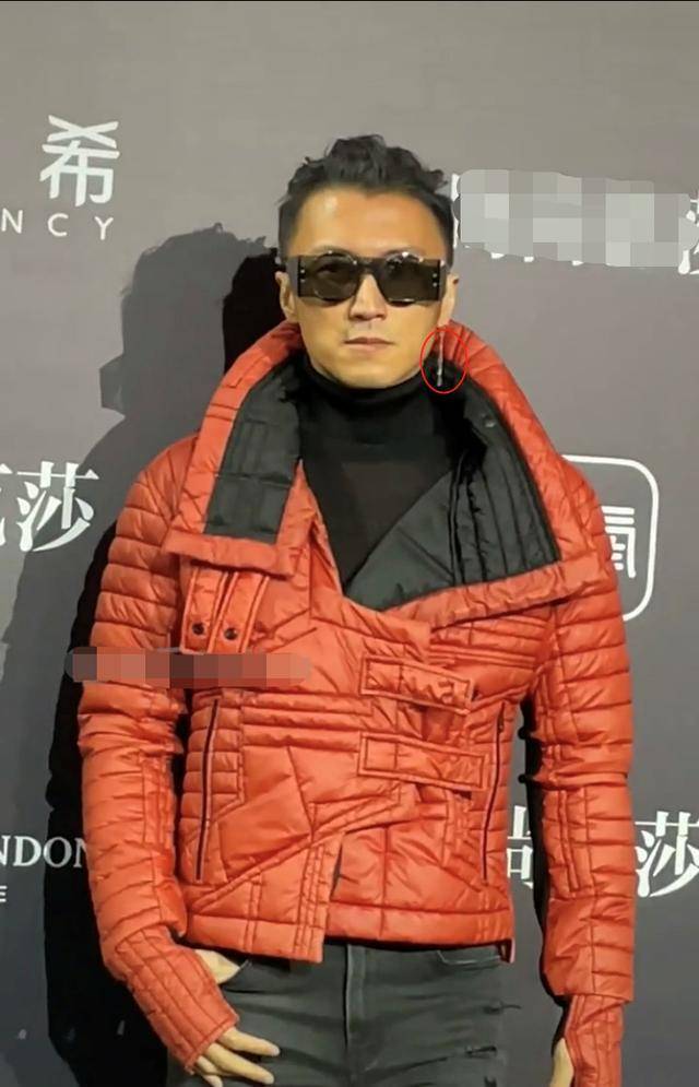 40岁的谢霆锋素颜现身戴墨镜神似父亲谢贤裹大红袄子被嘲丑