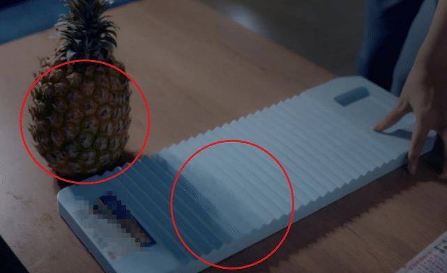 确实是应该来一些新花样,就比如说跪菠萝,在菠萝表面的一些包装是非常