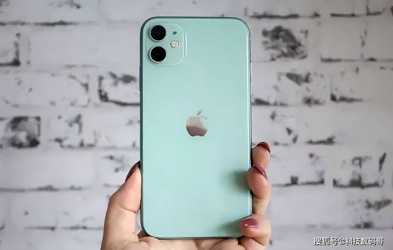 iPhone11即将淘汰？一代经典落幕，今年9月份正式停产！_手机搜狐网