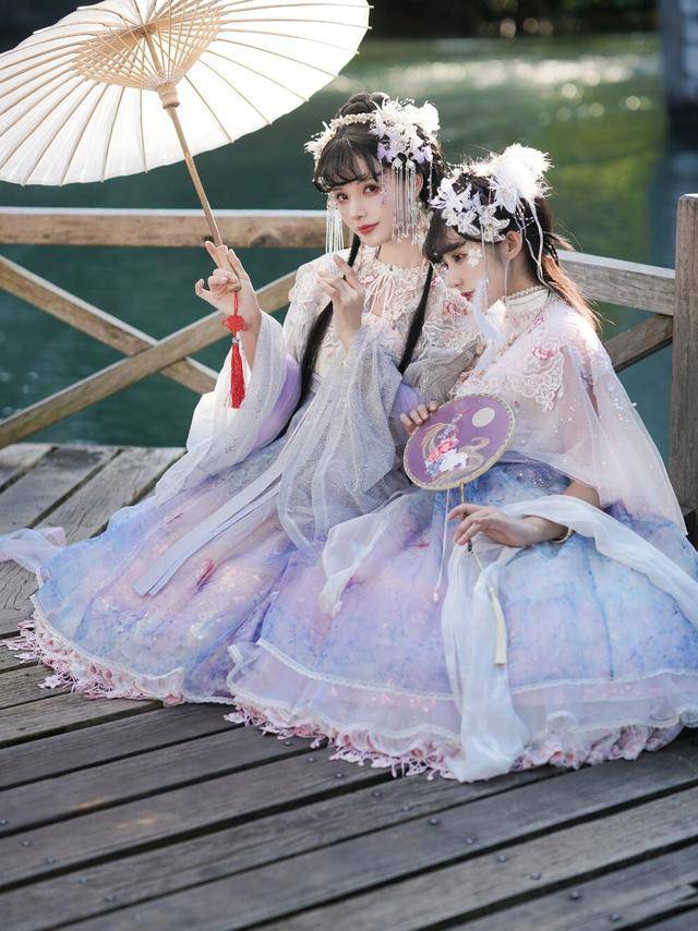 汉服与洛丽塔的结合,本以为会不好看,看完才知道是我错了_元素_粉色