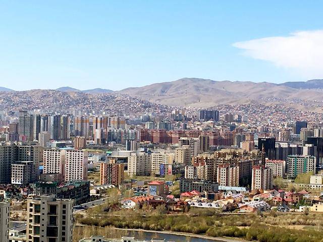 蒙古国最富裕的三个地区_东方省_鄂尔_人口