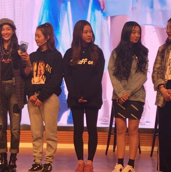 原创有种真实叫火箭少女当她们并排站立那一刻腿型差别一目了然