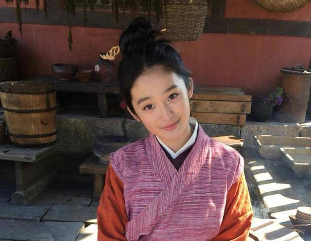 柴蔚在《芈月传》里演过少年芈月,还参演过《太子妃升职记》,《醉玲珑