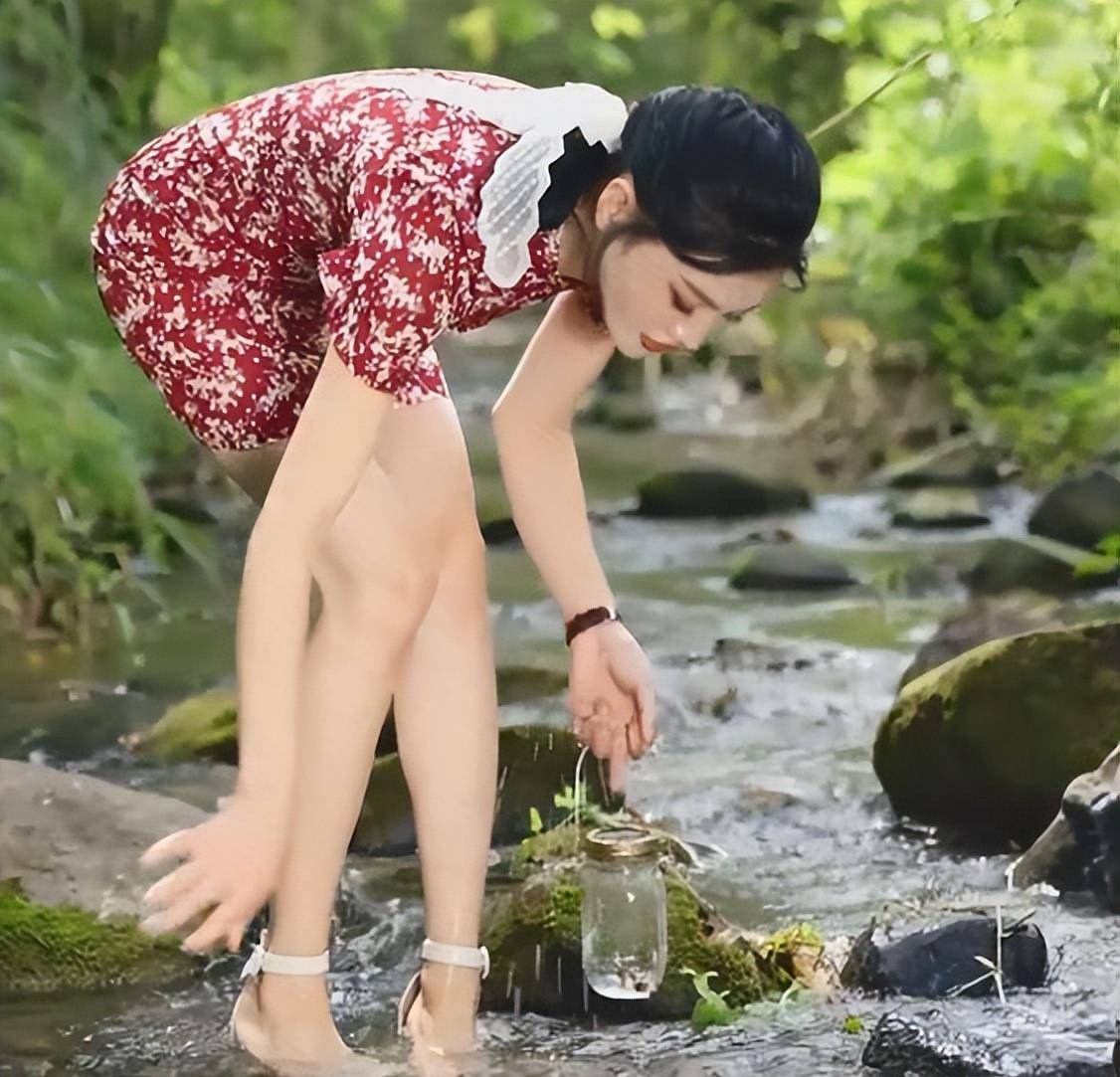 唐门少女唐小鱼图片